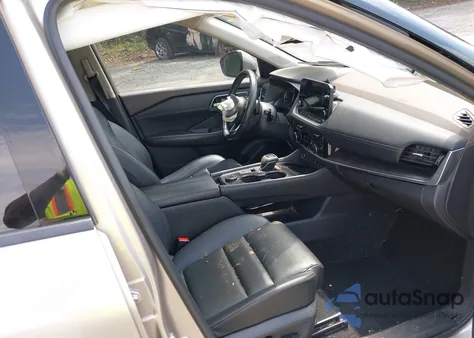 2021 Nissan Rogue Sl Intelligent Awd z USA, uszkodzony, nr VIN JN8AT3CB7MW239479